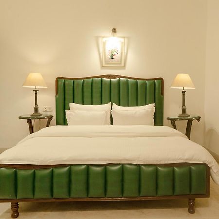 A Mansion Hotell Kashipur Exteriör bild
